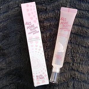 Touch in Sol No Pore Blem Priming Water